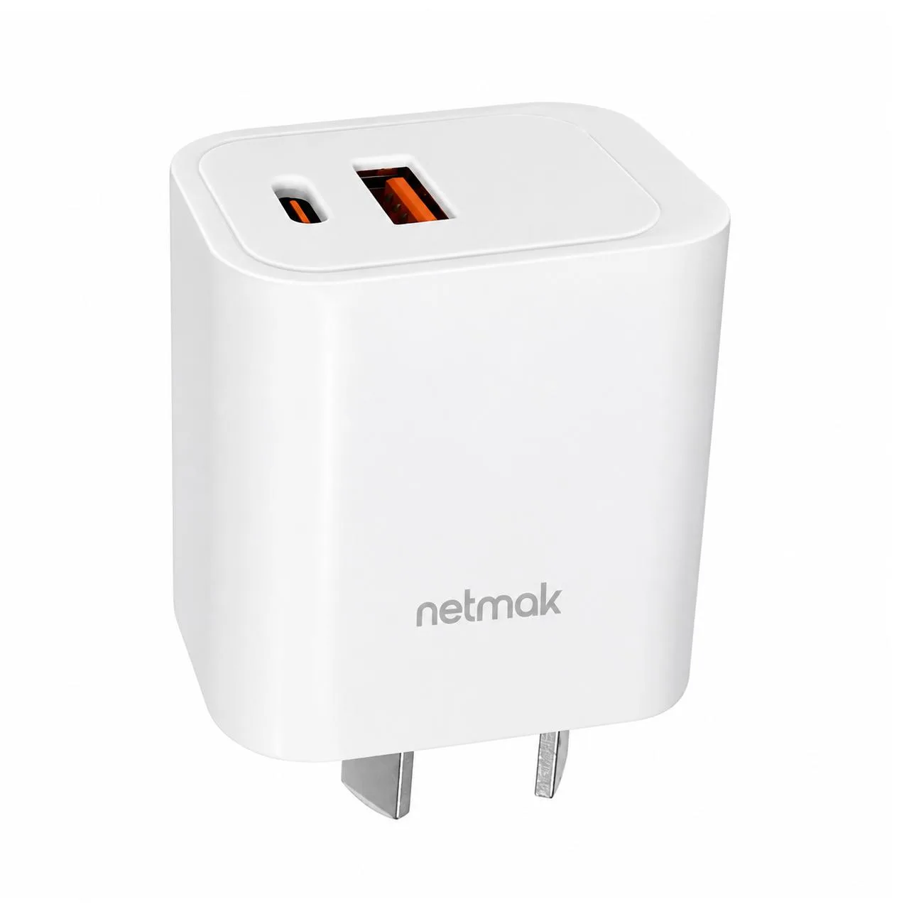 Cargador 220V Netmak CP7 PD+USB 20W S/Cable
